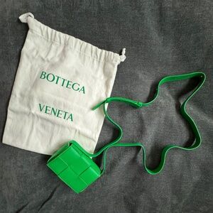 Bottega Veneta Cassette Crossbody Bag Mini Intrecciato Leather